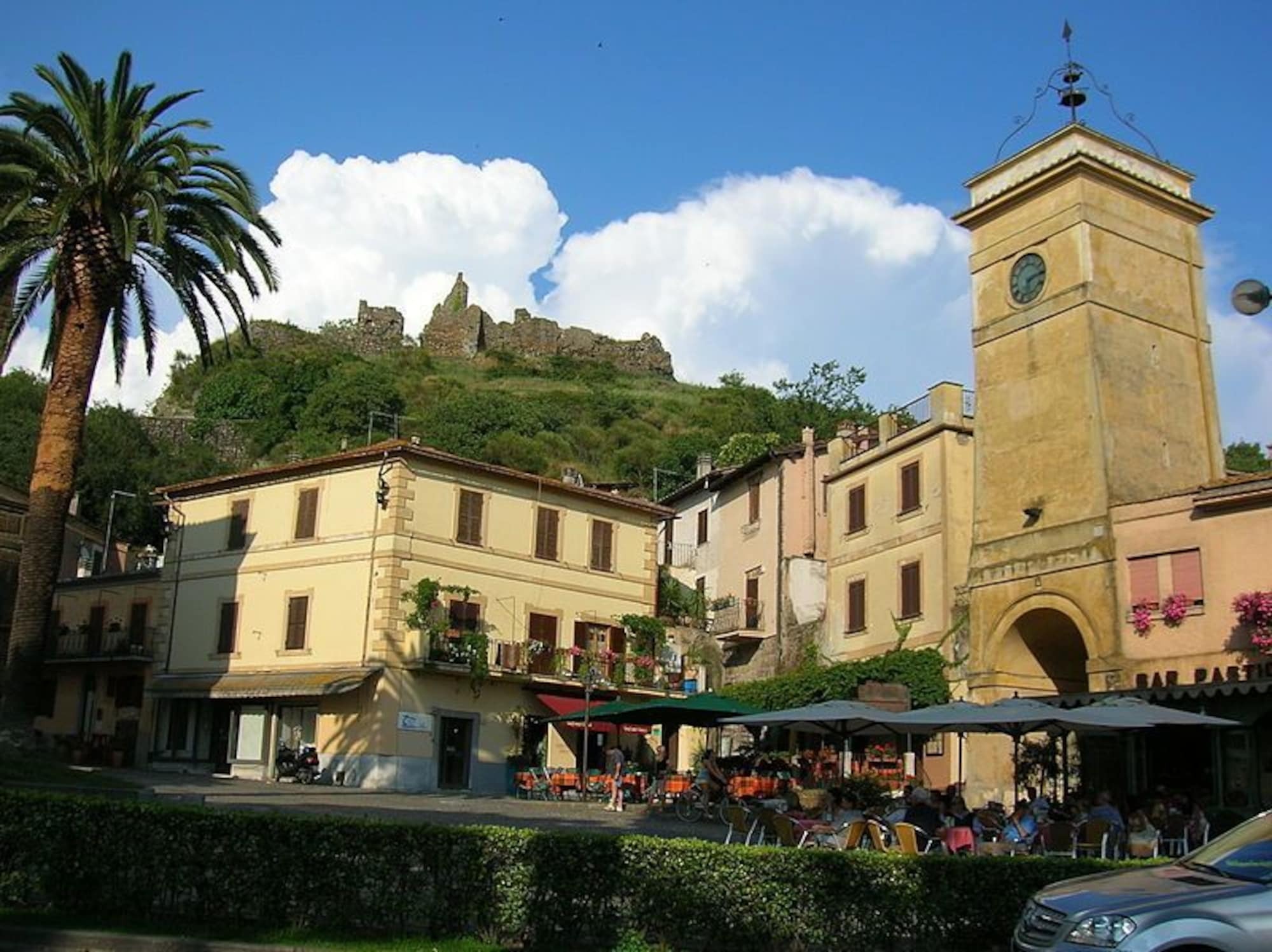 Il Poggio Degli Ulivi Apartment Trevignano Romano Luaran gambar
